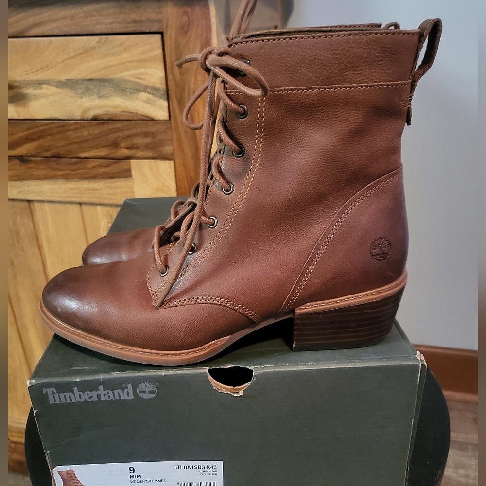 Timberland Sutherlin Bay Lace Up Brown Boots Size 9